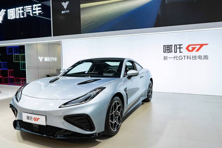 广州天河区迈洋威企业管理咨询哪吒汽车在智能汽车领域的表现，领途汽车在新能源汽车市场中的影响力